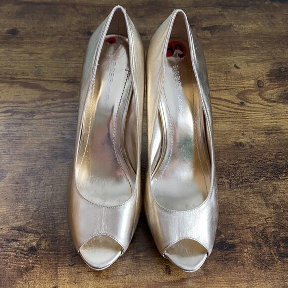BCBGeneration Gold Metallic ‘Flow’ Peep Toe Heels - Picture 6 of 13